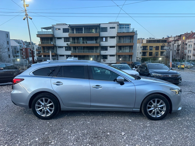Mazda 6 ШВЕЙЦАРИЯ АВТОМАТИК НАВИГАЦИЯ - автомобили, коли, обяви за нови и употребявани 3