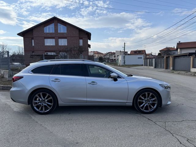 Mazda 6 FACELIFT-REVOLUTION-2.2D-4X4-AVTOMAT-CH-FULL-FULL - автомобили, коли, обяви за нови и употребявани 3