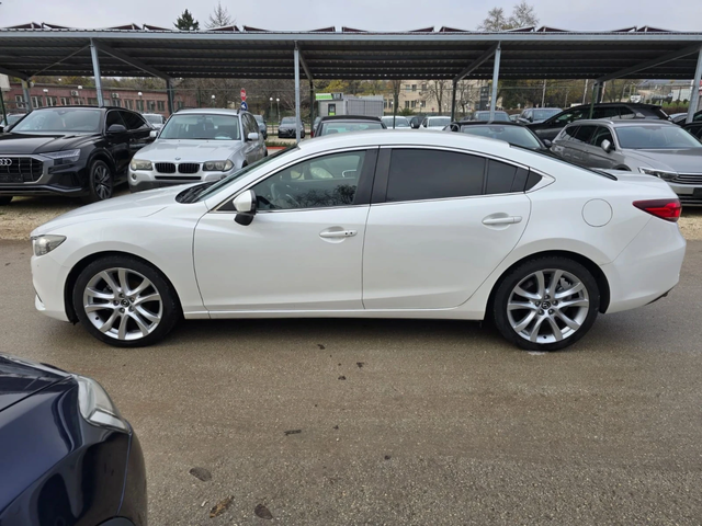Mazda 6 2.2d 175к.с Проблем в мотора - автомобили, коли, обяви за нови и употребявани 6