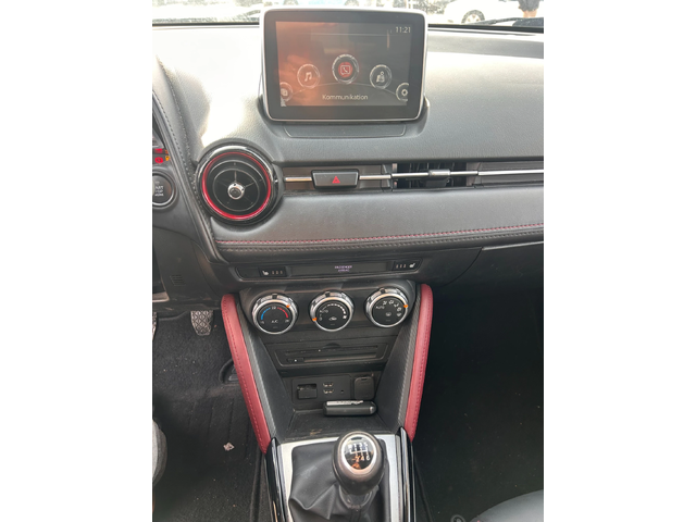 Mazda CX-3 1.5D NAVI/KOJA/KAMERA EURO 6 - автомобили, коли, обяви за нови и употребявани 14