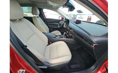 Mazda CX-30 4X4 - автомобили, коли, обяви за нови и употребявани 9