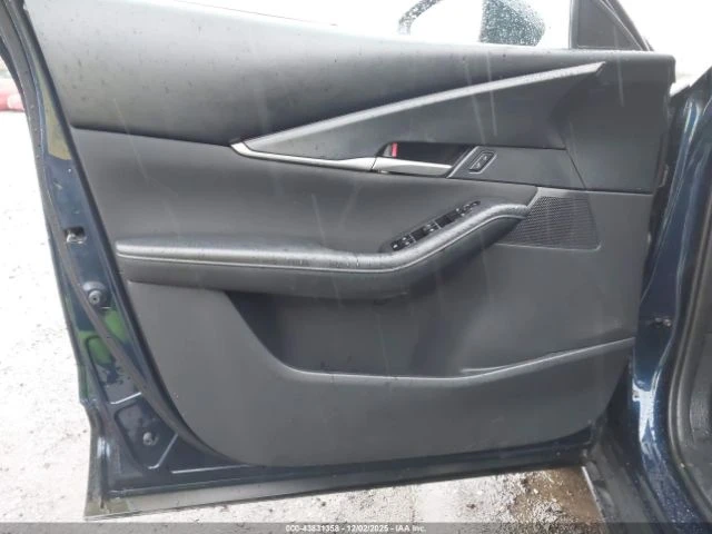 Mazda CX-30 2.5 S - автомобили, коли, обяви за нови и употребявани 12