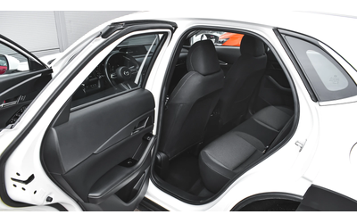 Mazda CX-30 2.0 Comfort PLUS SKYACTIV-G Automatic - автомобили, коли, обяви за нови и употребявани 8