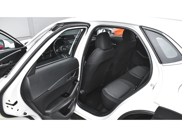 Mazda CX-30 2.0 Comfort PLUS SKYACTIV-G Automatic - автомобили, коли, обяви за нови и употребявани 8