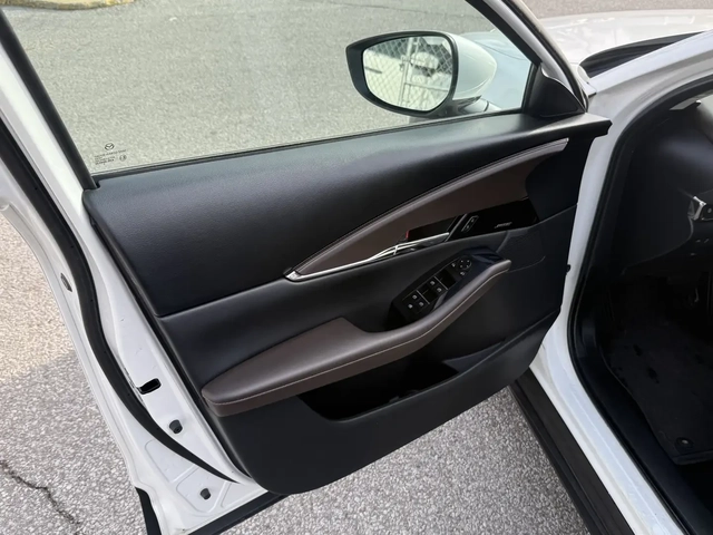Mazda CX-30 GT l AWD l Bose Sound l Mazda 360 Sense l 2.5L - автомобили, коли, обяви за нови и употребявани 14