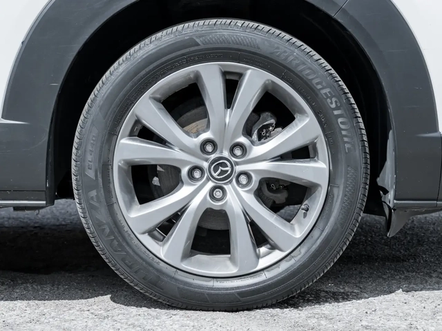 Mazda CX-30 GS AWD - автомобили, коли, обяви за нови и употребявани 3