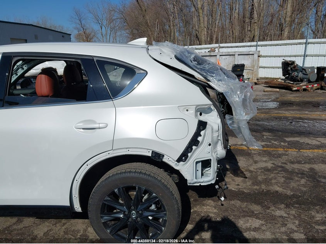 Mazda CX-5 2.5L I-4 DI, DOHC, VVT, TURBO, 227HP All Wheel Drive - автомобили, коли, обяви за нови и употребявани 5