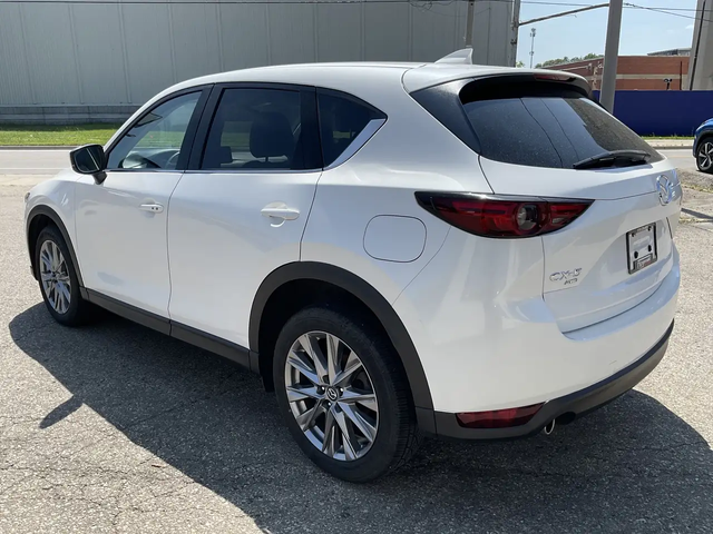 Mazda CX-5 GT - LTHR! NAV! HUD! BACK-UP CAM! BSM! All Wheel Drive - автомобили, коли, обяви за нови и употребявани 4