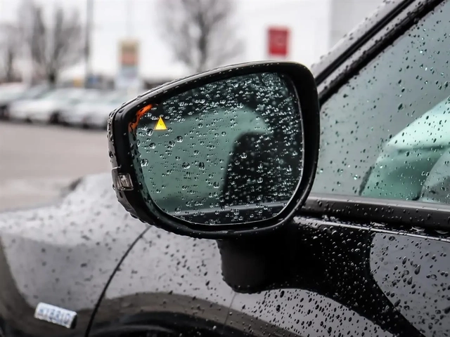 Mazda CX-50 Hybrid - автомобили, коли, обяви за нови и употребявани 4