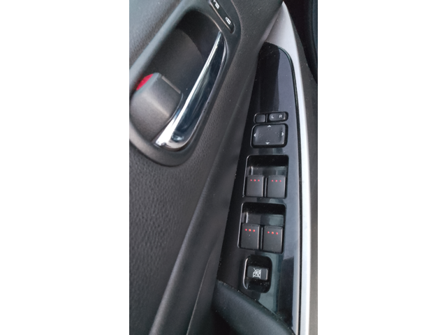 Mazda CX-7, 2011 г., 257000 км, 180 к.с. - автомобили, коли, обяви за нови и употребявани 7