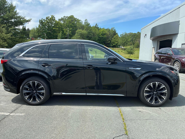 Mazda CX-90 3.3L 6cyl AWD - автомобили, коли, обяви за нови и употребявани 2