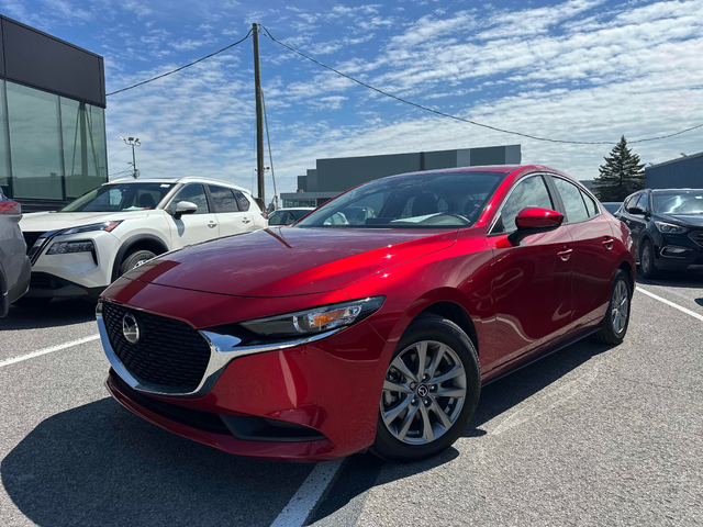 Mazda MAZDA3 2.5L 4cyl AWD - автомобили, коли, обяви за нови и употребявани 0