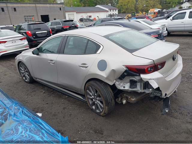 Mazda MAZDA3 2.5L I-4 DI, DOHC, VVT, 186HP All Wheel Drive - автомобили, коли, обяви за нови и употребявани 14