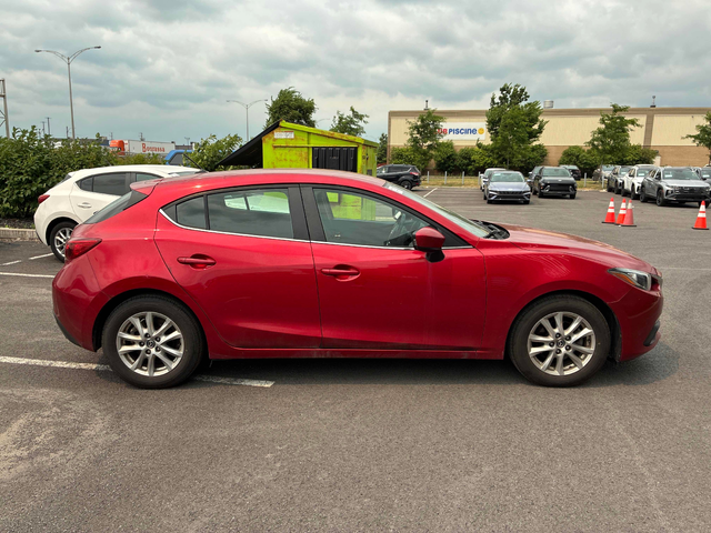 Mazda Mx-3 2.0L 4cyl FWD - автомобили, коли, обяви за нови и употребявани 2