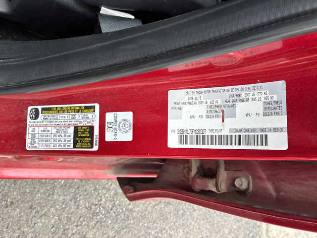 Mazda Mx-3 2.0L 4cyl FWD - автомобили, коли, обяви за нови и употребявани 9