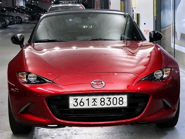 Mazda Mx-5 - автомобили, коли, обяви за нови и употребявани 3