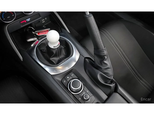 Mazda Mx-5 MIATA* КАМЕРИ* CARPLAY - автомобили, коли, обяви за нови и употребявани 8