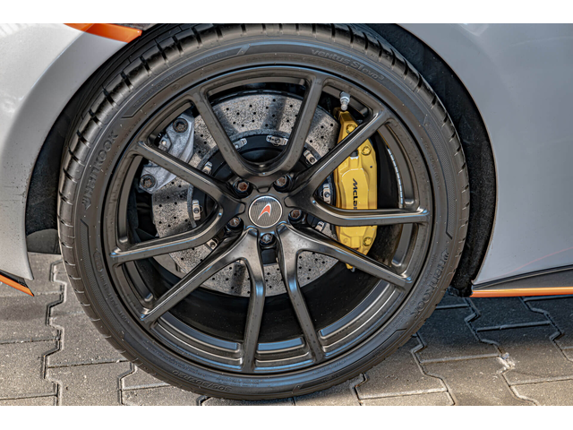 McLaren 570S Coupe 3.8 V8/Virtual/Carbon/Керамика/Bower&Wilkins/ - автомобили, коли, обяви за нови и употребявани 6