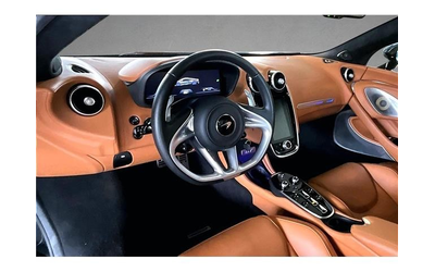 mclaren-gt-4-0l-8cyl-rwd - 3