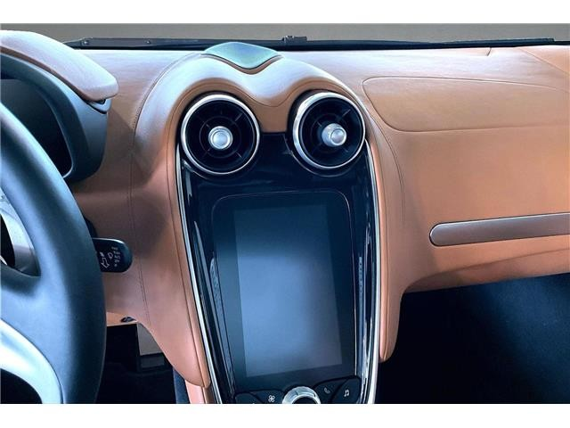 McLaren GT 4.0L 8cyl RWD - автомобили, коли, обяви за нови и употребявани 9