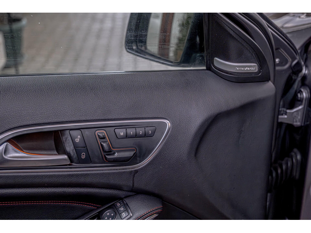 Mercedes A45 AMG 4Matic/F1/Harman Kardon/Камера/Карбон/Подгрев - автомобили, коли, обяви за нови и употребявани 7