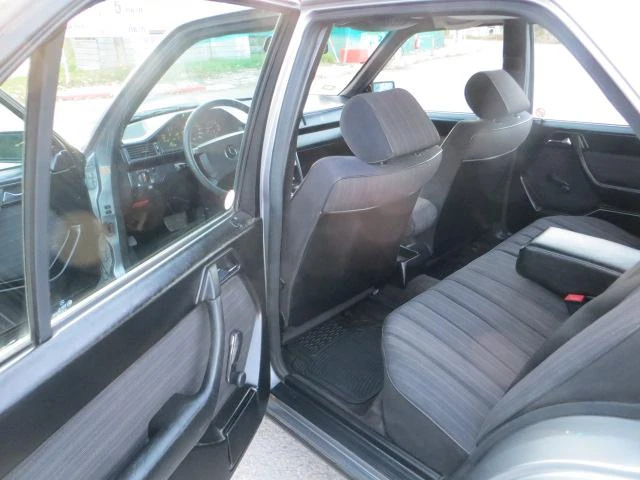 Mercedes-Benz 124 E230 реални км. - автомобили, коли, обяви за нови и употребявани 9