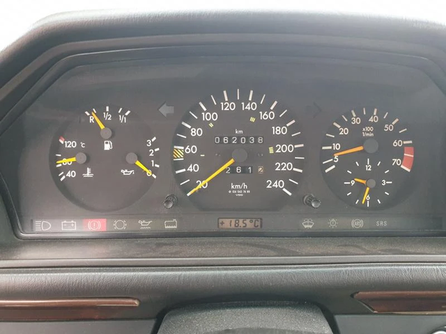 Mercedes-Benz 124 2, 000/УНИКАТ!!!!62000км!!!! - автомобили, коли, обяви за нови и употребявани 11