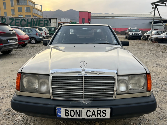 Mercedes-Benz 124 200D 72к.с. Шибедах - автомобили, коли, обяви за нови и употребявани 1