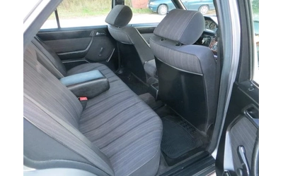 Mercedes-Benz 124 E230 реални км. - автомобили, коли, обяви за нови и употребявани 11
