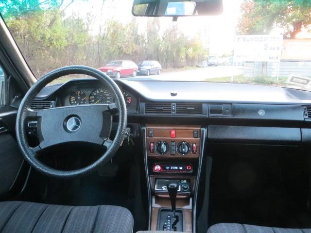 Mercedes-Benz 124 E230 реални км. - автомобили, коли, обяви за нови и употребявани 12