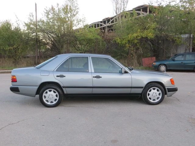Mercedes-Benz 124 E230 реални км. - автомобили, коли, обяви за нови и употребявани 3