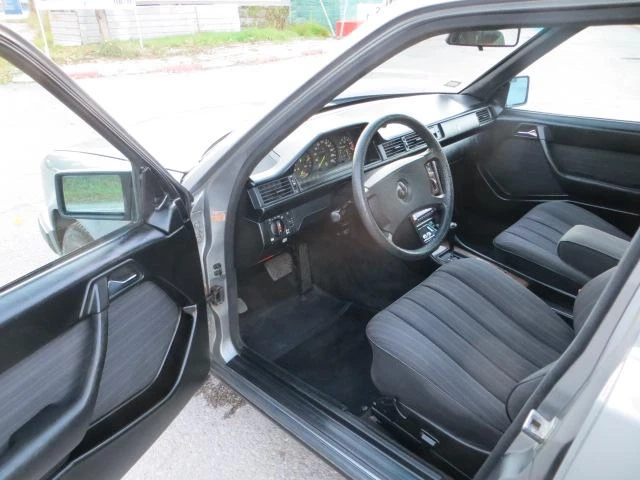 Mercedes-Benz 124 E230 реални км. - автомобили, коли, обяви за нови и употребявани 8