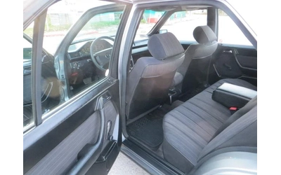 Mercedes-Benz 124 E230 реални км. - автомобили, коли, обяви за нови и употребявани 9