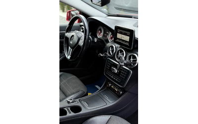 Mercedes-Benz 180 AUTOMATIC* NAVI* TOP* СОБСТВЕН ЛИЗИНГ - автомобили, коли, обяви за нови и употребявани 7