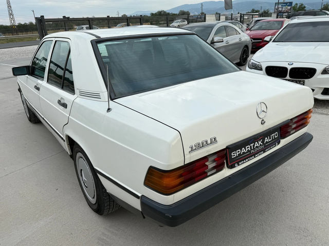 Mercedes-Benz 190 2.0D* 1985г* БЕЗ РЪЖДИ* ТЯСНАТА ЛАЙСНА* - автомобили, коли, обяви за нови и употребявани 5