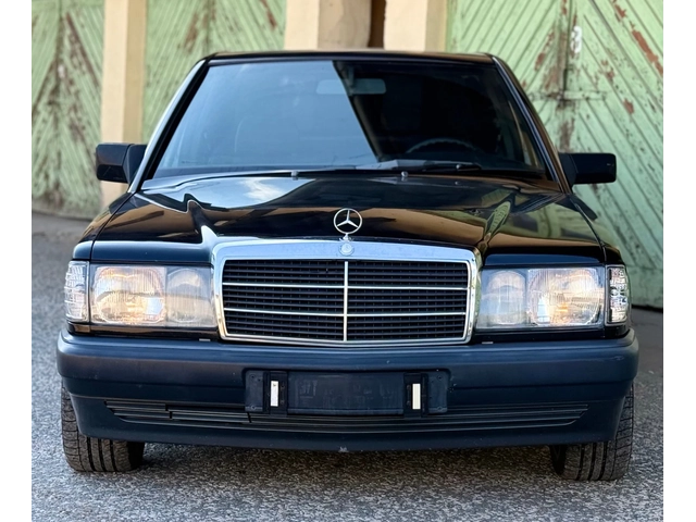 Mercedes-Benz 190 2.0i БЕНЗИН - автомобили, коли, обяви за нови и употребявани 1