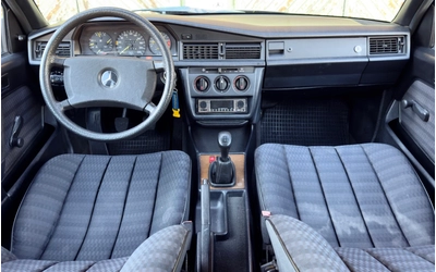 Mercedes-Benz 190 2.0i БЕНЗИН - автомобили, коли, обяви за нови и употребявани 8