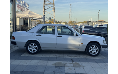 Mercedes-Benz 190 Mercedes-Benz 190 - автомобили, коли, обяви за нови и употребявани 13