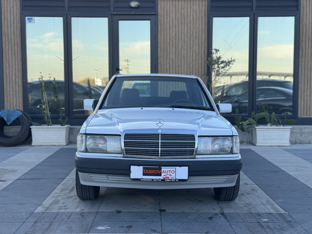 Mercedes-Benz 190 Mercedes-Benz 190 - автомобили, коли, обяви за нови и употребявани 1