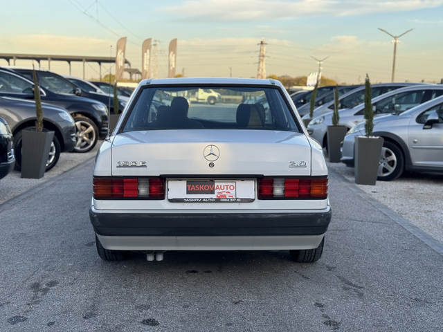 Mercedes-Benz 190 Mercedes-Benz 190 - автомобили, коли, обяви за нови и употребявани 4
