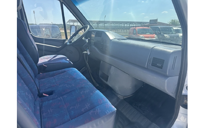 Mercedes-Benz 212 - автомобили, коли, обяви за нови и употребявани 11