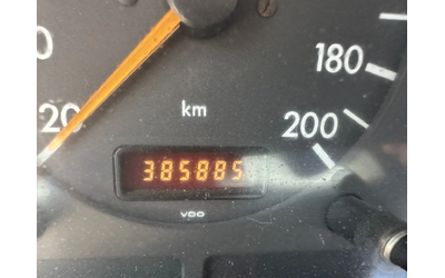 Mercedes-Benz 212 - автомобили, коли, обяви за нови и употребявани 13