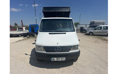 mercedes-benz-212 - 2