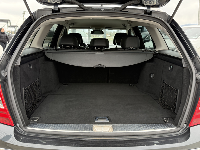 Mercedes-Benz 220 D* 2012г* Топ Състояние* 237.000КМ* Сервизна История - автомобили, коли, обяви за нови и употребявани 13