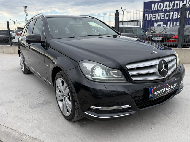 Mercedes-Benz 220 D* 2012г* Топ Състояние* 237.000КМ* Сервизна История - автомобили, коли, обяви за нови и употребявани 2