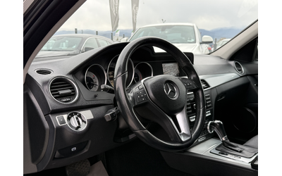 Mercedes-Benz 220 D* 2012г* Топ Състояние* 237.000КМ* Сервизна История - автомобили, коли, обяви за нови и употребявани 7