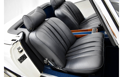 Mercedes-Benz 230 SL - автомобили, коли, обяви за нови и употребявани 12