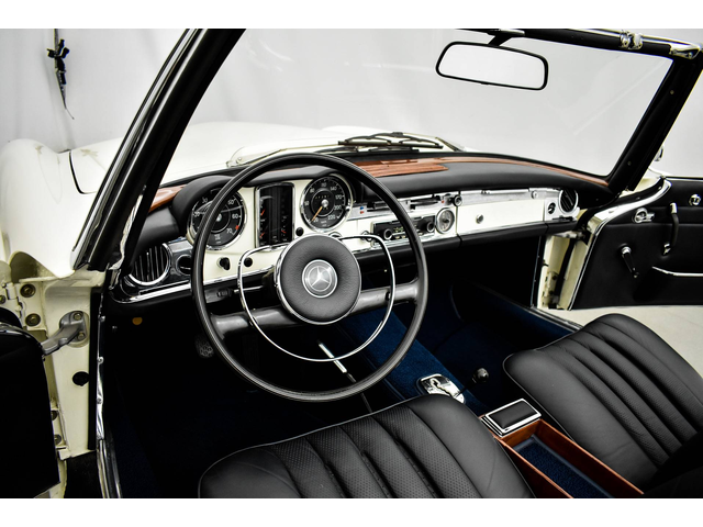 Mercedes-Benz 230 SL - автомобили, коли, обяви за нови и употребявани 9