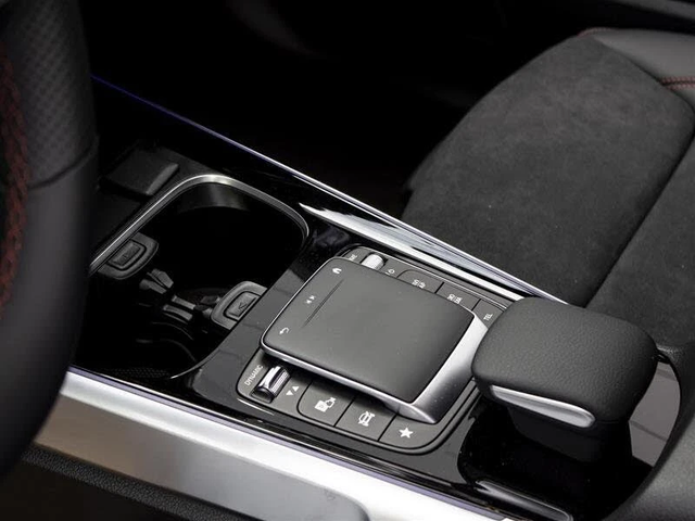 Mercedes-Benz 250 RWD* АвтоКредит* (ЦЕНА ДО БГ) - автомобили, коли, обяви за нови и употребявани 12