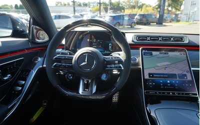 mercedes-benz-300-slr-s-63-amg-long-e-performance-4matic - 3